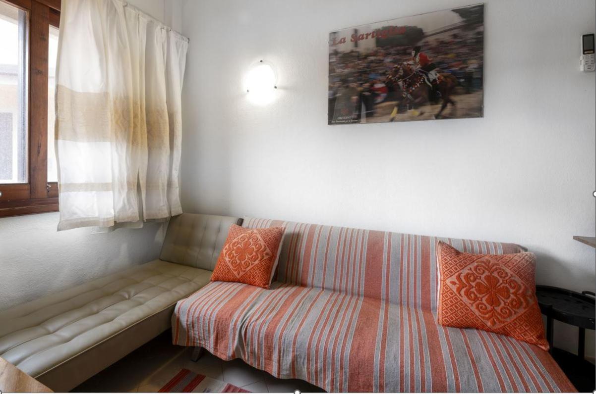 Casa Vacanze L'Aquilone - Casa Sulla Spiaggia - Baia Di Porto Rafael パラーウ エクステリア 写真